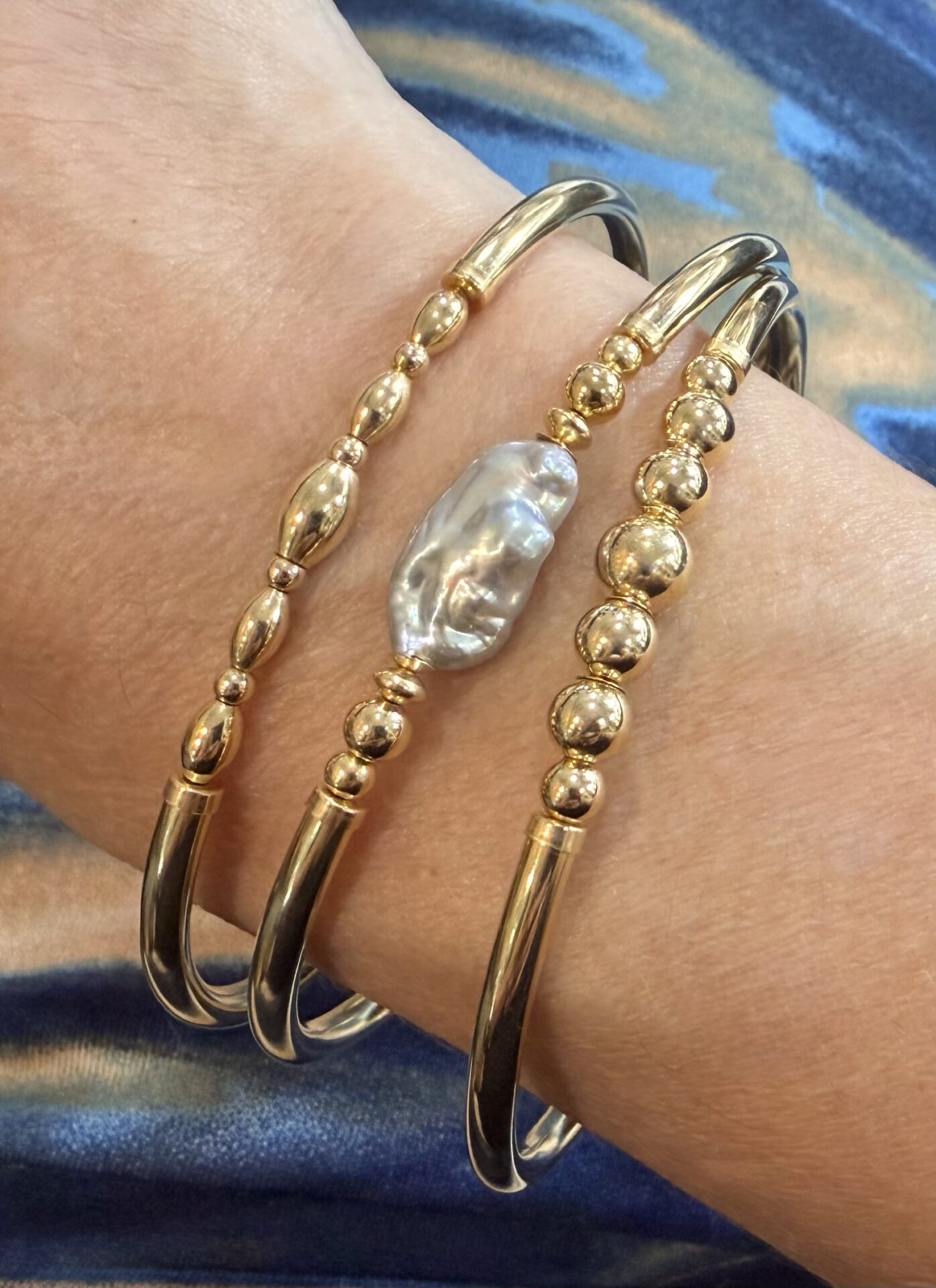 Keshi Platinum Blue Pearl Gold Filled Bracelet - Image 5