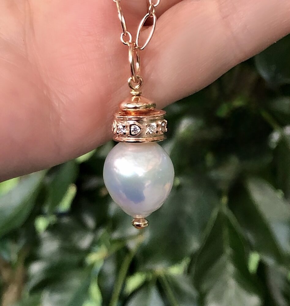 Ari White Freshwater Pearl Drop