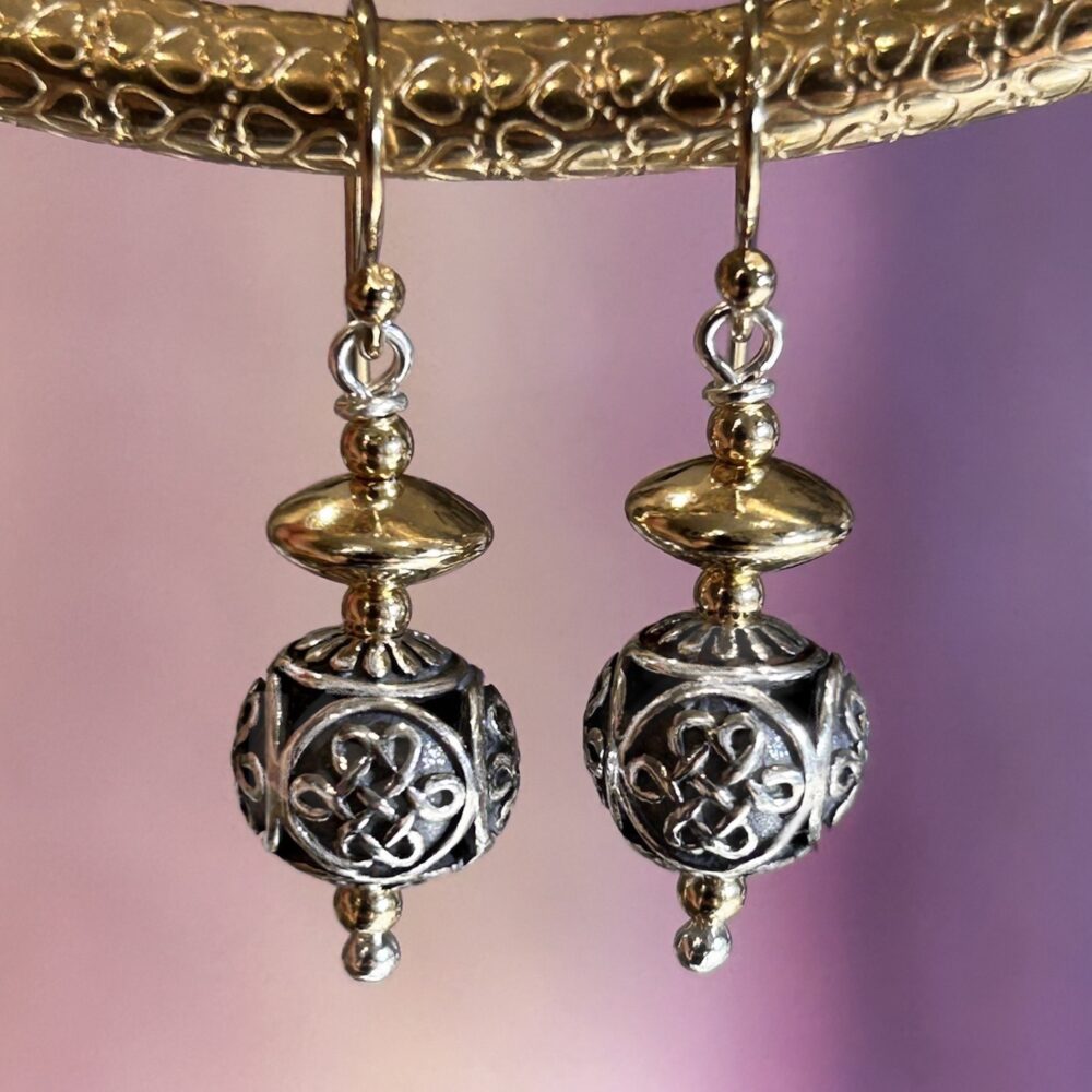 Earrings 2 Tone Pema