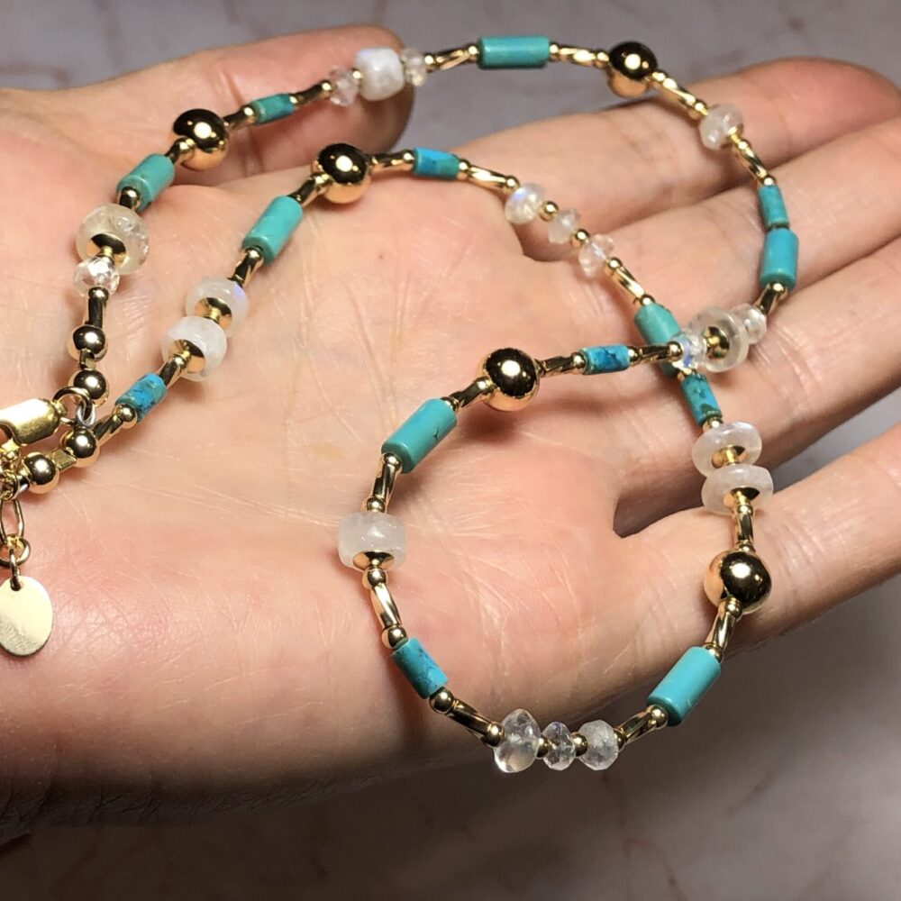Necklace Gem Turquoise and Moonstone