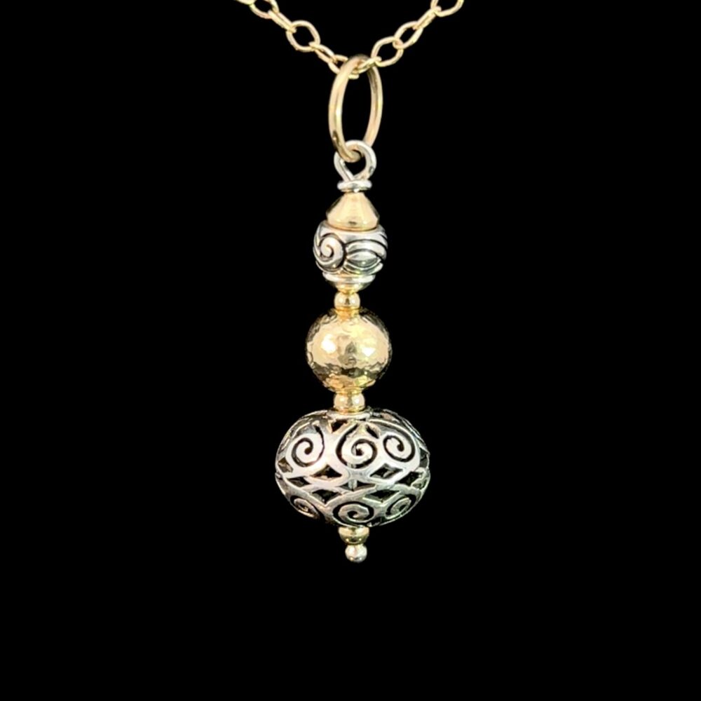 Pendant 2 Tone Genevieve